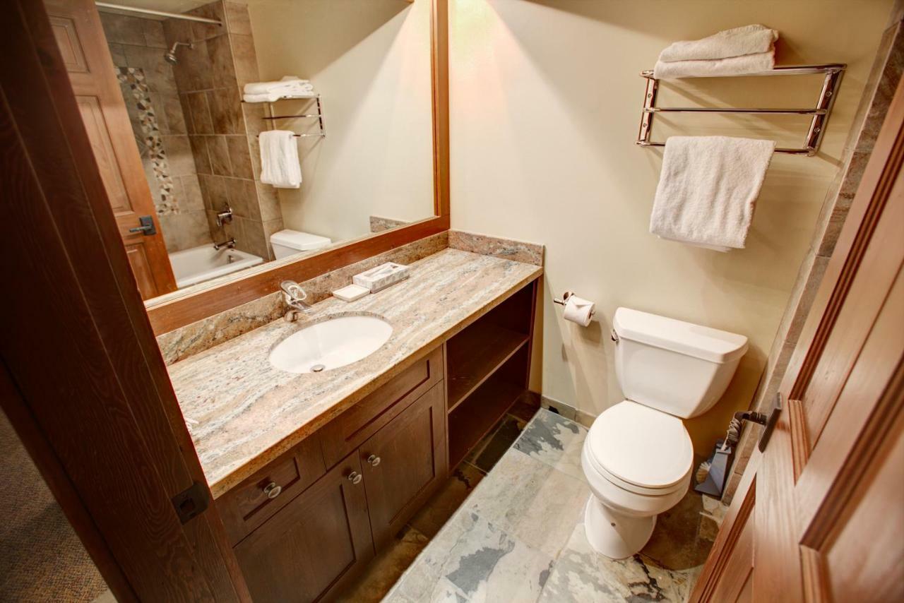 Greystone Lodge Whistler Esterno foto