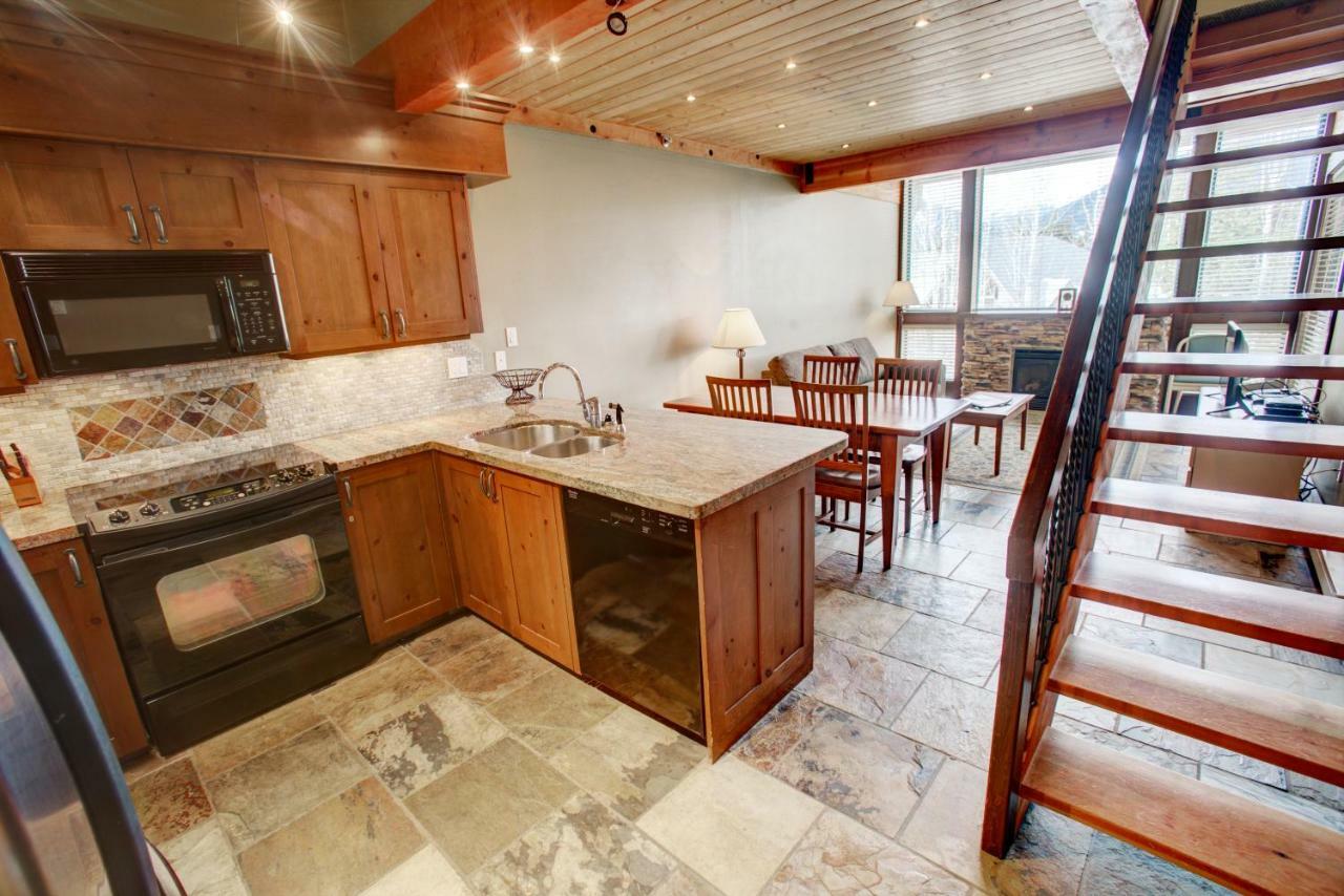 Greystone Lodge Whistler Esterno foto